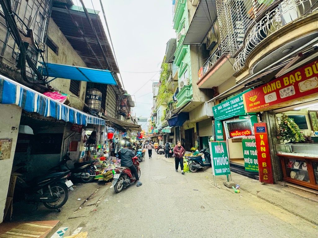 Bán nhà Bạch Mai - diện tích 26m2 1 tầng - Nhà nhỏ xinh, gần chợ - giá 1,2 tỷ