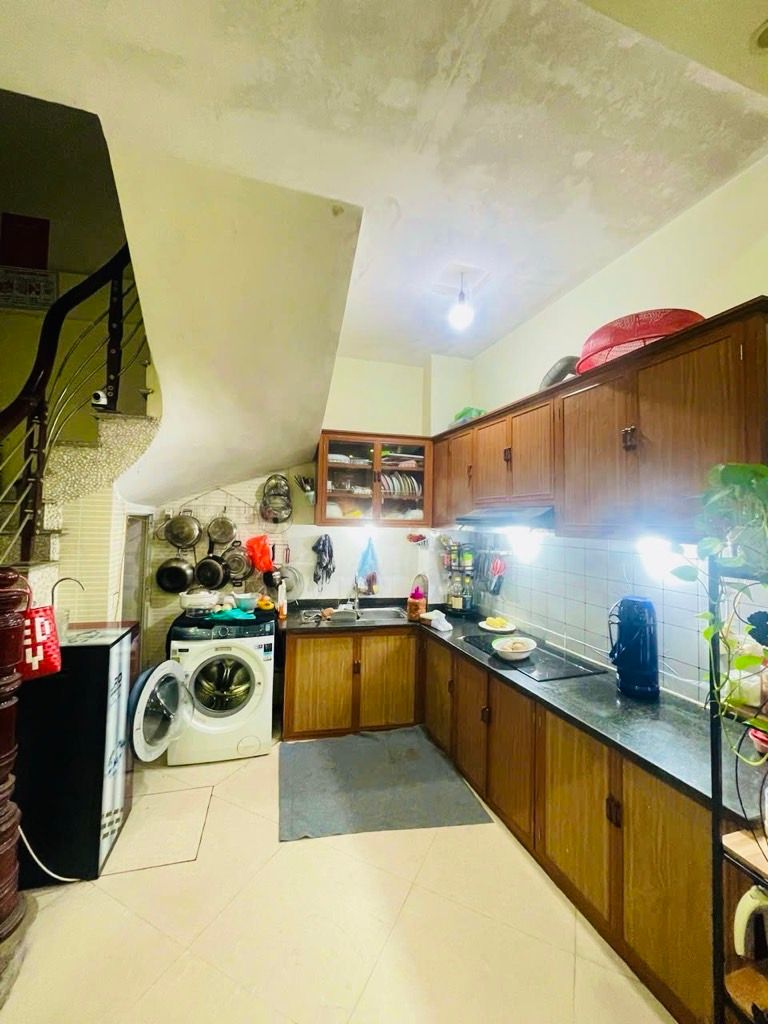 Bán nhà Hoàng Mai - diện tích 39m2 5 tầng - Lô góc thoáng sáng - giá 10,9 tỷ