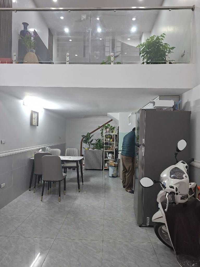 Bán nhà Nguyễn Lương Bằng - diện tích 33m2 6 tầng - ngõ ô tô nhỏ - giá 13,5 tỷ