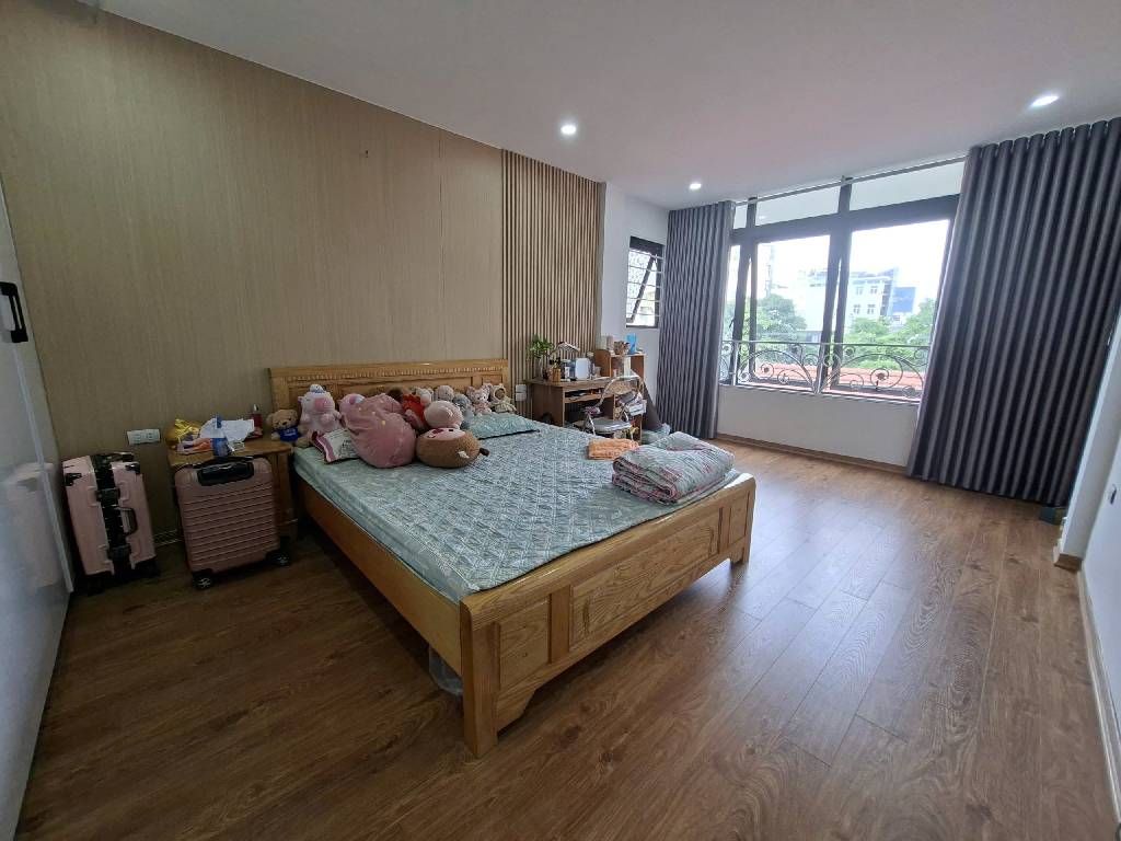 Bán nhà Nguyễn Lương Bằng - diện tích 33m2 6 tầng - ngõ ô tô nhỏ - giá 13,5 tỷ