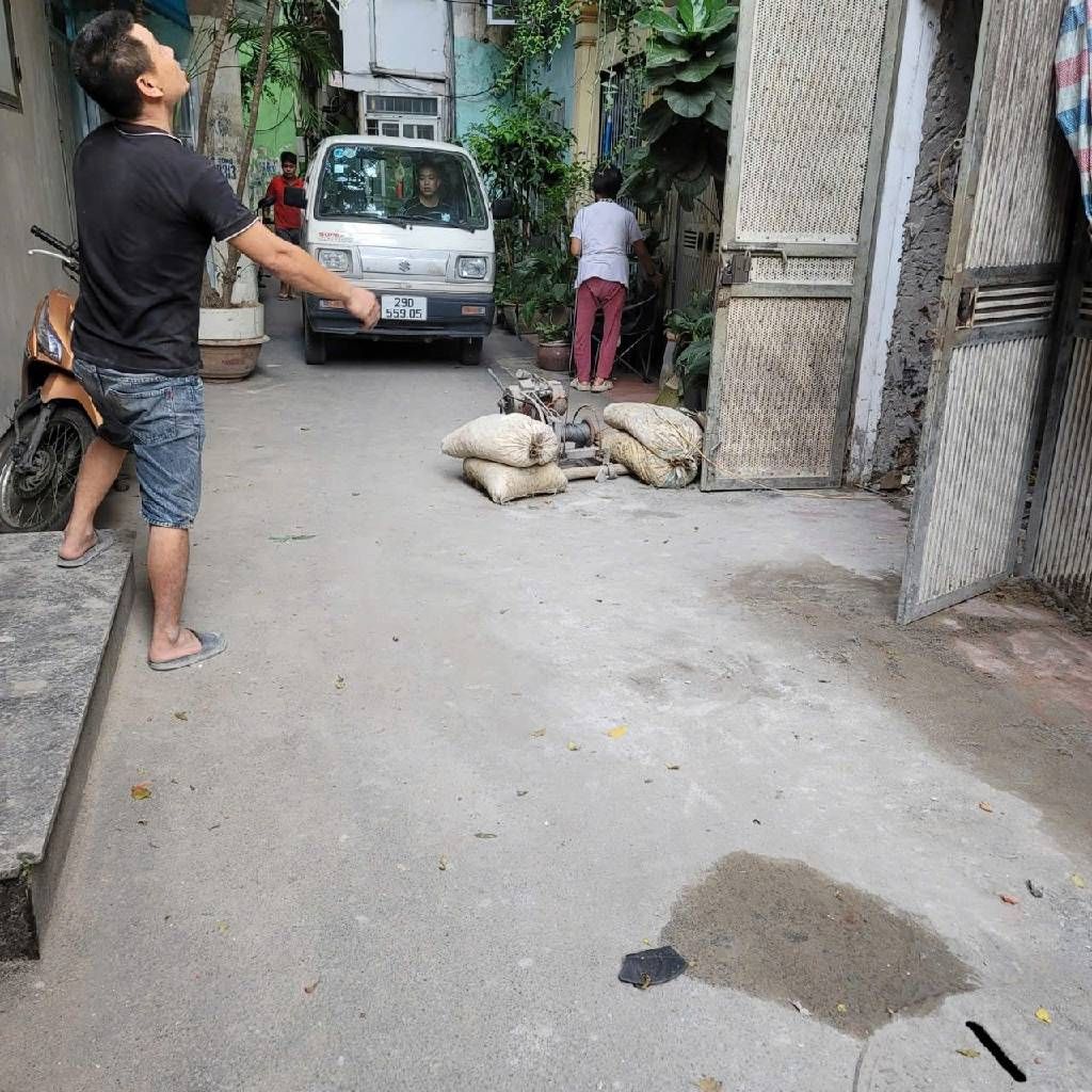 Bán nhà Nguyễn Lương Bằng - diện tích 33m2 6 tầng - ngõ ô tô nhỏ - giá 13,5 tỷ