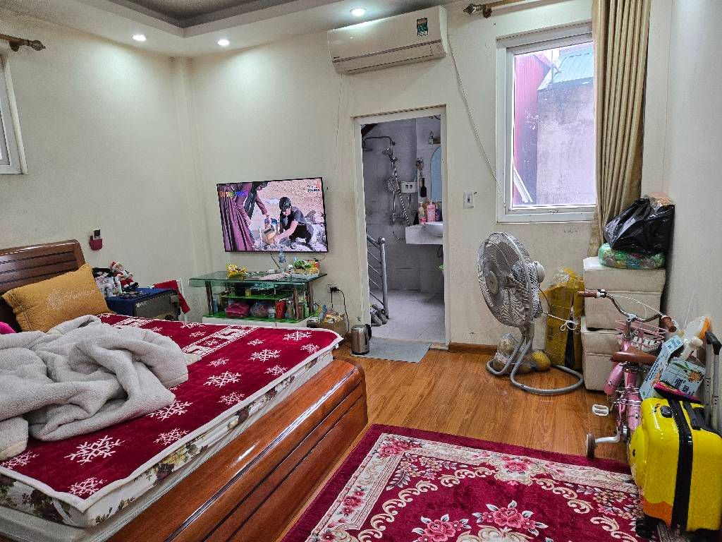 Bán nhà Tôn Đức Thắng - diện tích 17.7m2 4 tầng - nhà đẹp hiếm có - giá 7,3 tỷ