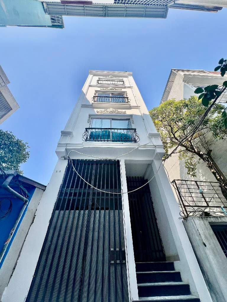 Bán nhà thanh đàm - diện tích 98m2 3 tầng - ngõ đẹp thoáng - giá 15 tỷ