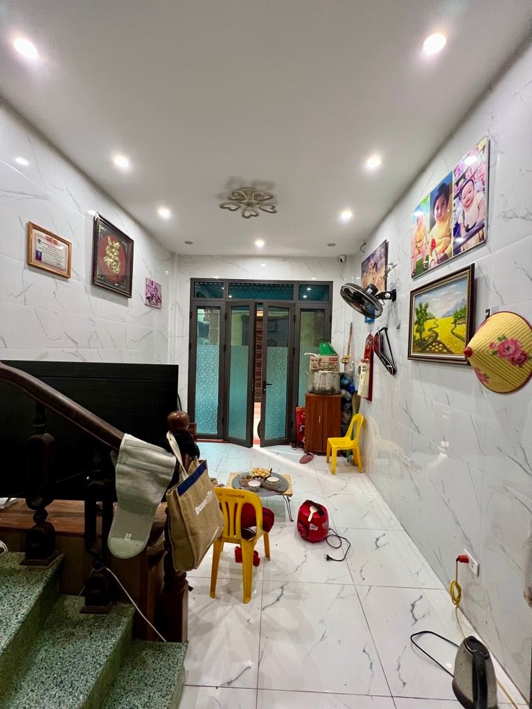 Bán nhà Trương Định - diện tích 26.3m2 5 tầng - Nhà đẹp ở ngay - giá 7,5 tỷ