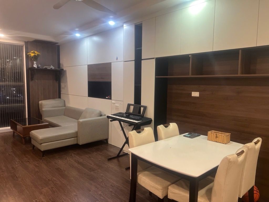 Bán nhà Nguyễn Cảnh Dị - diện tích 75m2 10 tầng - Nhà mới, chủ tặng lại full nội thất - giá 7 tỷ