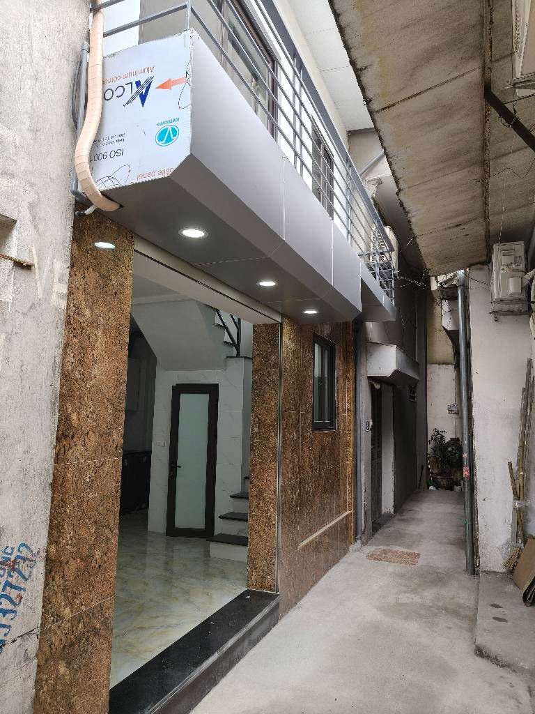 Bán nhà Nam Dư - diện tích 20m2 2 tầng - ô tô đỗ cửa - giá 2,75 tỷ