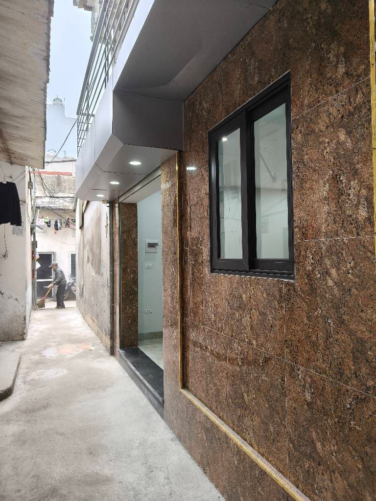 Bán nhà Nam Dư - diện tích 20m2 2 tầng - ô tô đỗ cửa - giá 2,75 tỷ