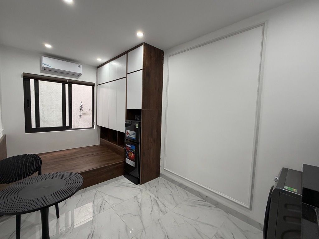 Bán nhà Khâm Thiên - diện tích 76m2 7 tầng - Lô góc, thang máy - giá 24,2 tỷ