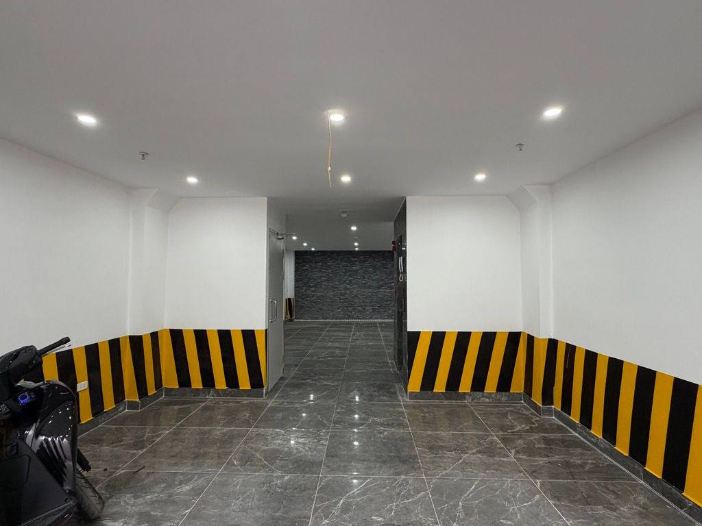 Bán nhà Khâm Thiên - diện tích 76m2 7 tầng - Lô góc, thang máy - giá 24,2 tỷ