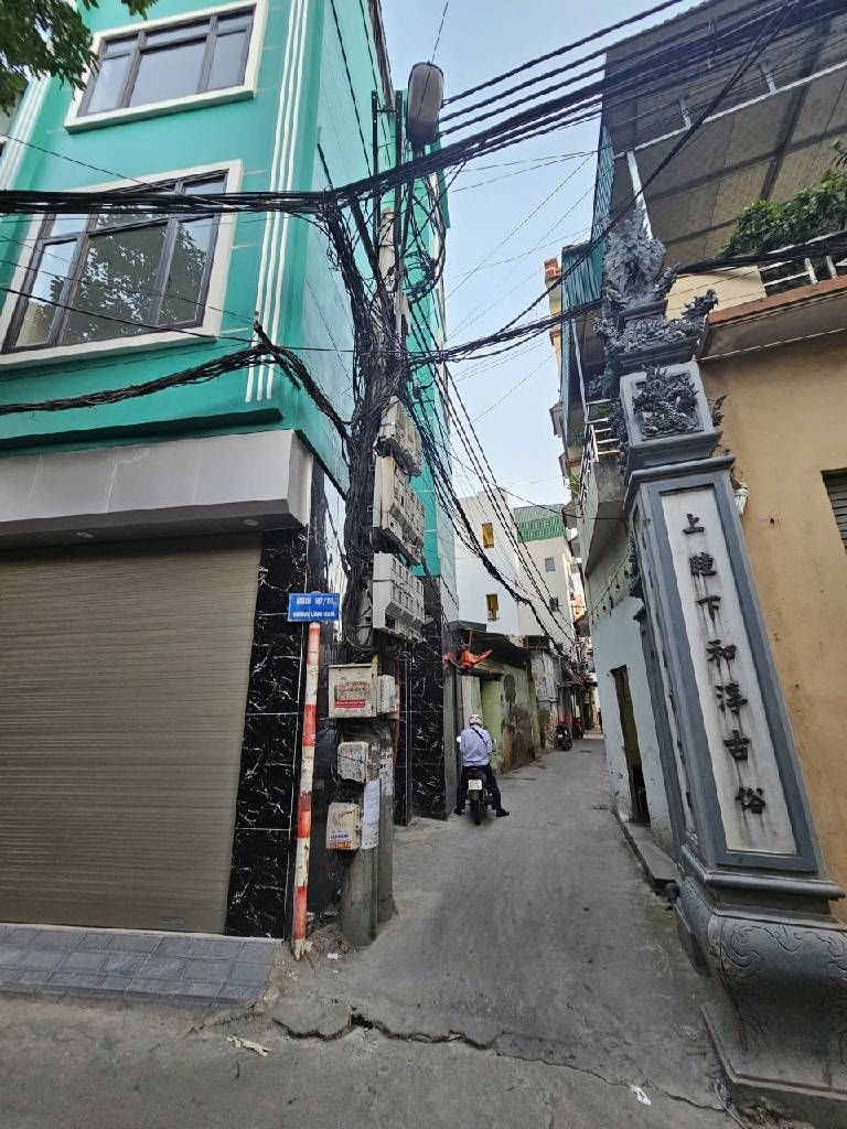 Bán nhà Lĩnh Nam - diện tích 37m2 5 tầng - Lô góc thoáng sáng - giá 11,5 tỷ