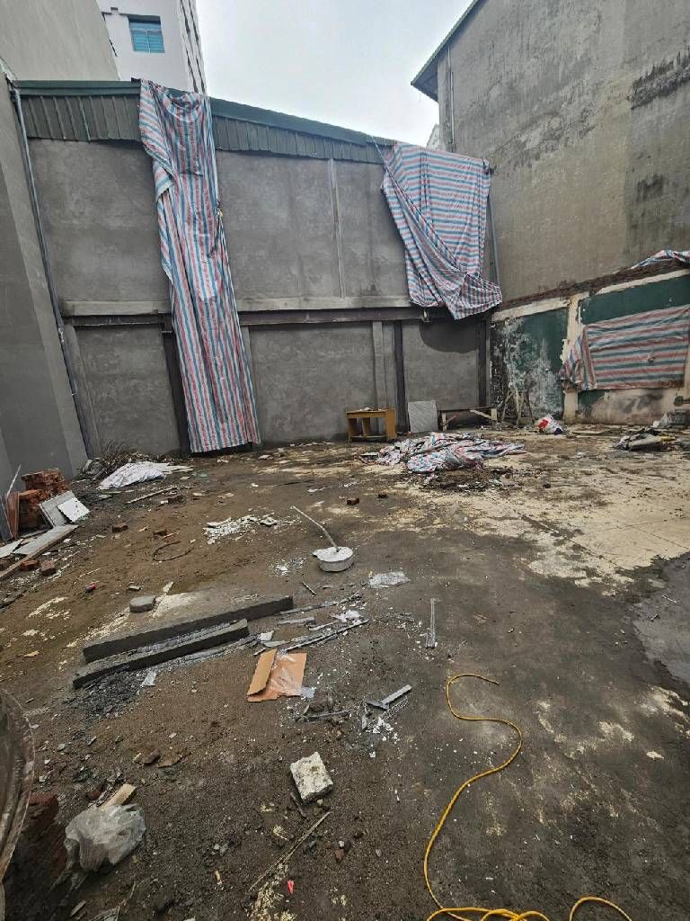 Bán nhà Đê Tô Hoàng - diện tích 66m2 1 tầng - Mảnh đất vàng cực hiếm - giá 8,5 tỷ