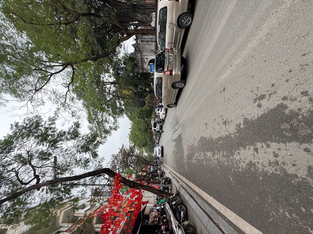 Bán nhà Ngõ Thanh Miến - diện tích 40m2 6 tầng - Lô góc 3 mặt thoáng - giá 14,8 tỷ