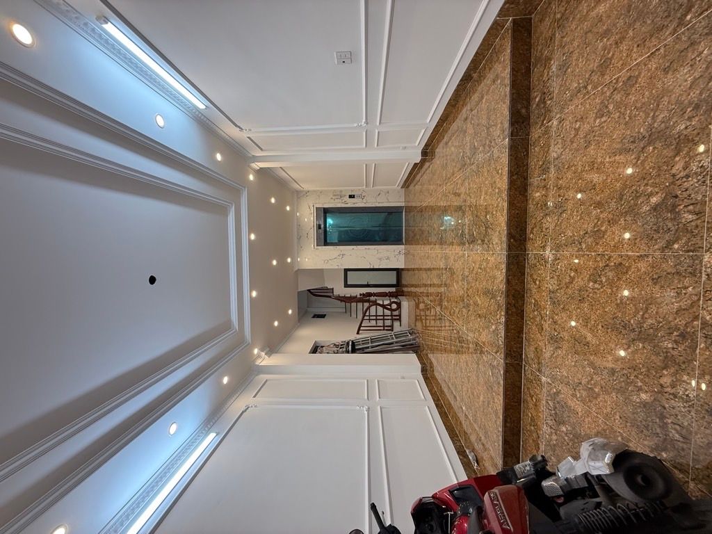 Bán nhà Ngõ Thanh Miến - diện tích 40m2 6 tầng - Lô góc 3 mặt thoáng - giá 14,8 tỷ