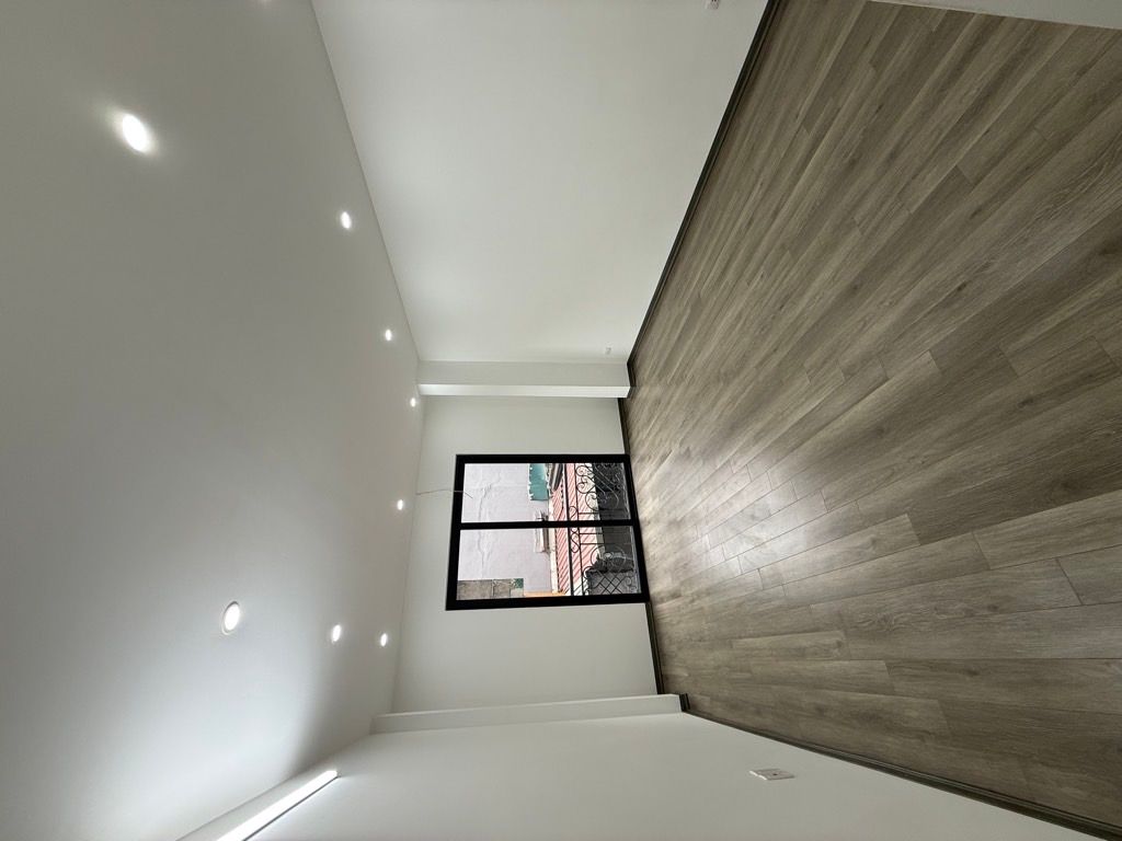 Bán nhà Ngõ Thanh Miến - diện tích 40m2 6 tầng - Lô góc 3 mặt thoáng - giá 14,8 tỷ