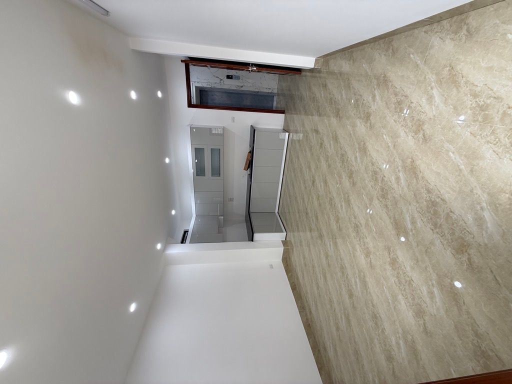 Bán nhà Ngõ Thanh Miến - diện tích 40m2 6 tầng - Lô góc 3 mặt thoáng - giá 14,8 tỷ