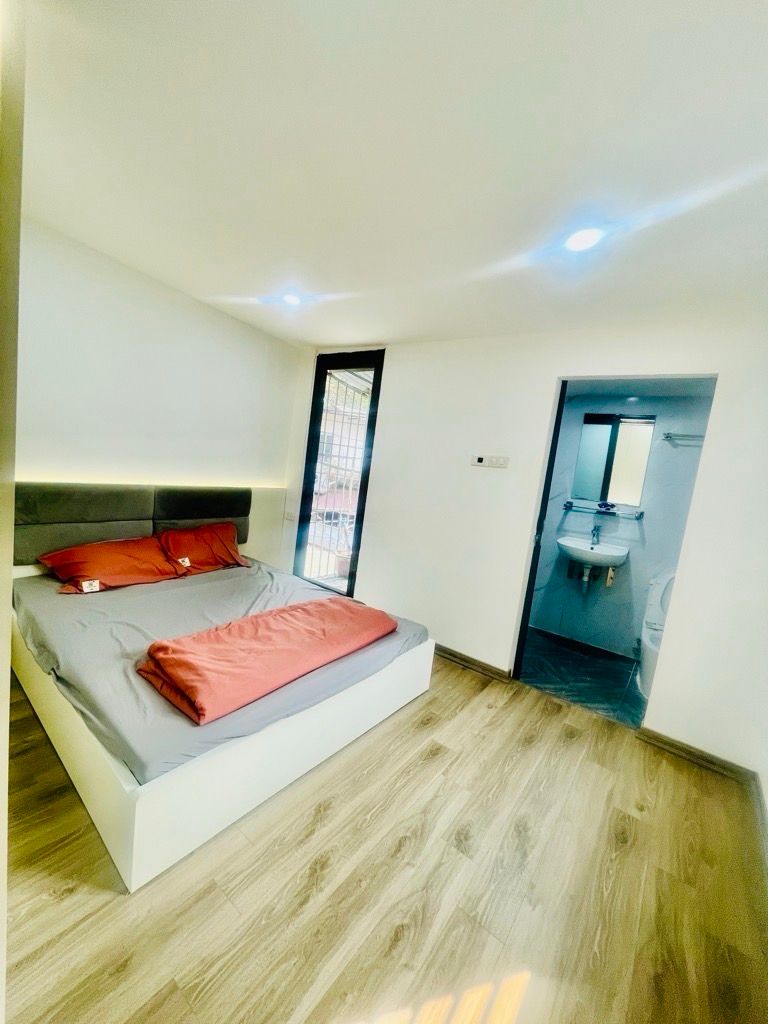 Bán nhà Nguyễn Quý Đức - diện tích 80m2 1 tầng - Ô tô đỗ chân cầu thang - giá 4,75 tỷ