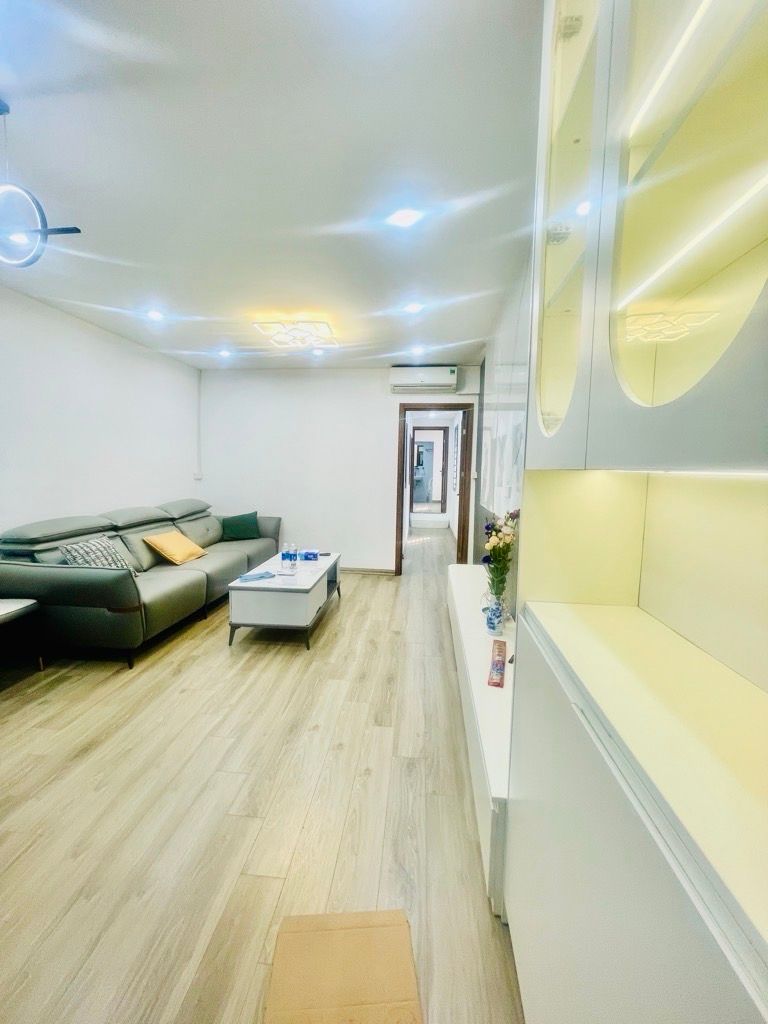 Bán nhà Nguyễn Quý Đức - diện tích 80m2 1 tầng - Ô tô đỗ chân cầu thang - giá 4,75 tỷ