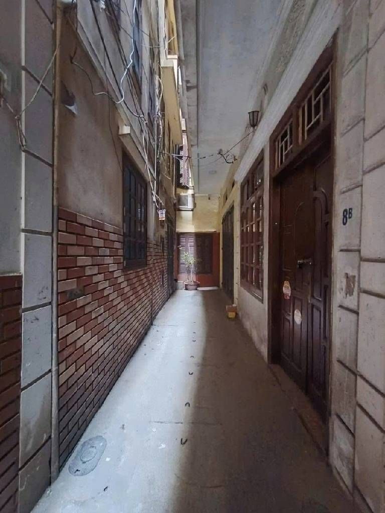 Bán nhà Trần Khát Chân - diện tích 25.7m2 4 tầng - Nhà KCBT chắc chắn - giá 7,25 tỷ