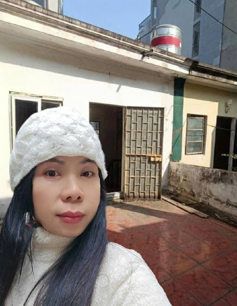 Bán nhà Trần Khát Chân - diện tích 25.7m2 4 tầng - Nhà KCBT chắc chắn - giá 7,25 tỷ