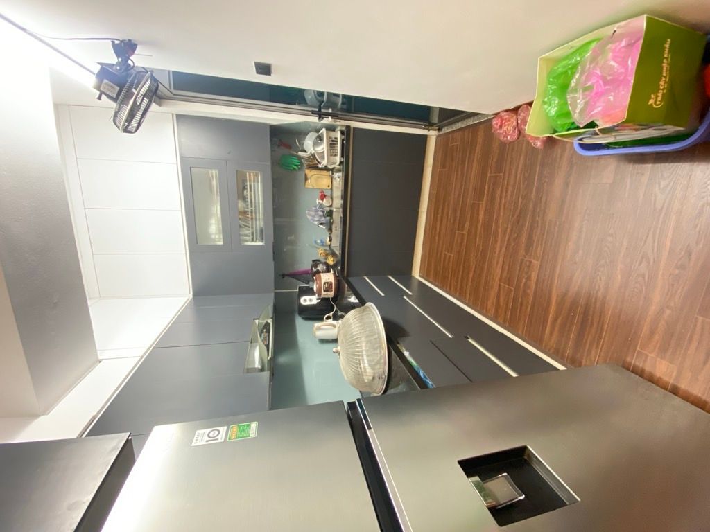 Bán nhà Lĩnh Nam - diện tích 92m2 27 tầng - Lô góc - giá 5,25 tỷ