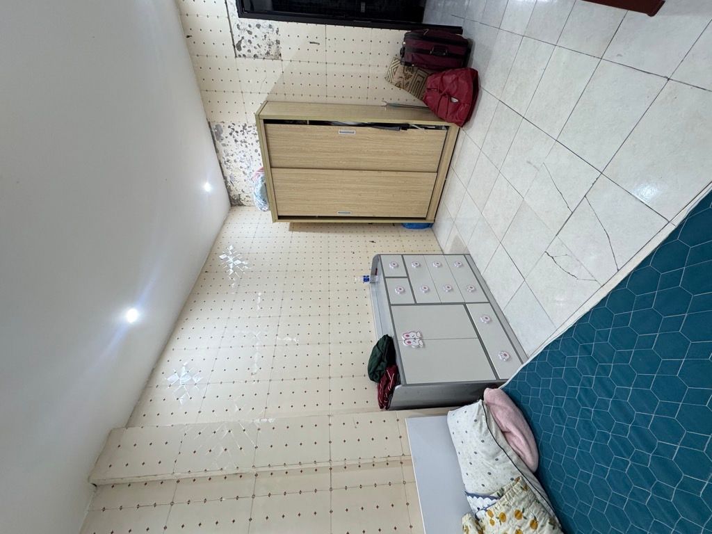 Bán nhà Nguyễn Xiển - diện tích 24m2 2 tầng - gần ô tô - giá 1,9 tỷ