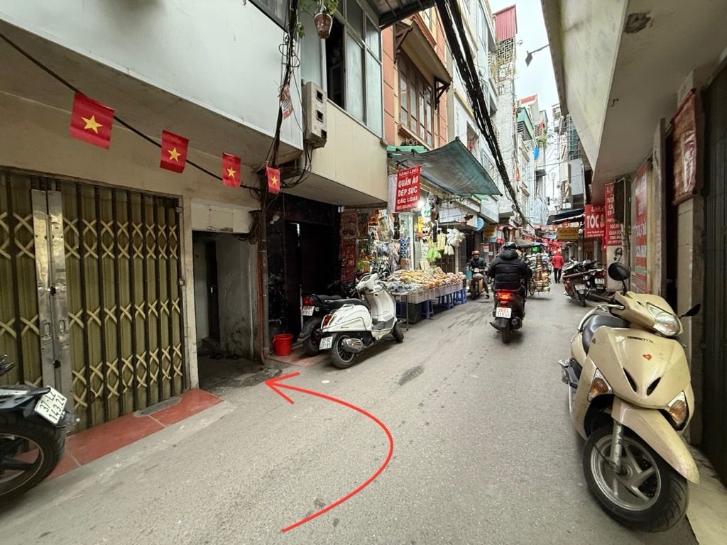 Bán nhà Ngõ Văn Chương - diện tích 15m2 4 tầng - Sổ đỏ riêng chính chủ - giá 2,8 tỷ