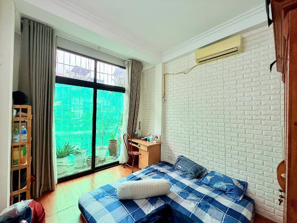 Bán nhà Đê Trần Khát Chân - diện tích 35m2 4 tầng - gần ô tô - giá 9,2 tỷ