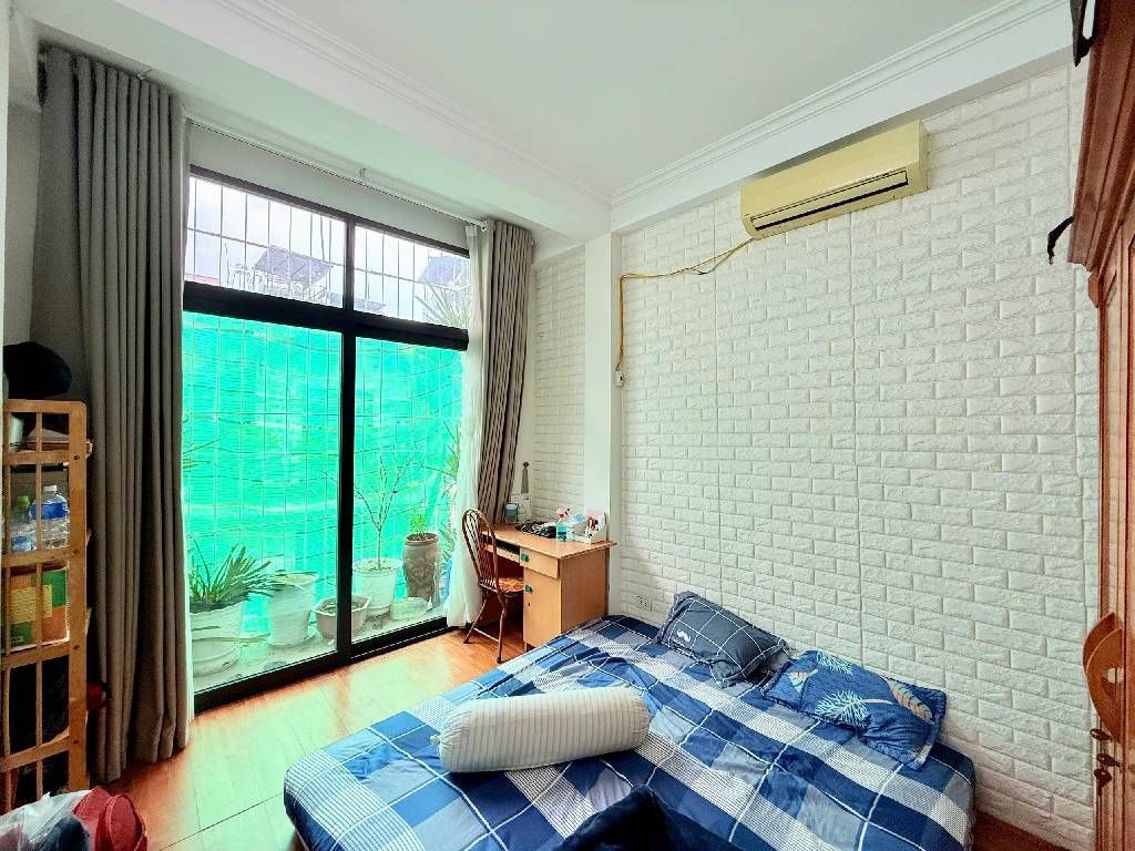 Bán nhà Đê Trần Khát Chân - diện tích 35m2 4 tầng - gần ô tô - giá 9,2 tỷ