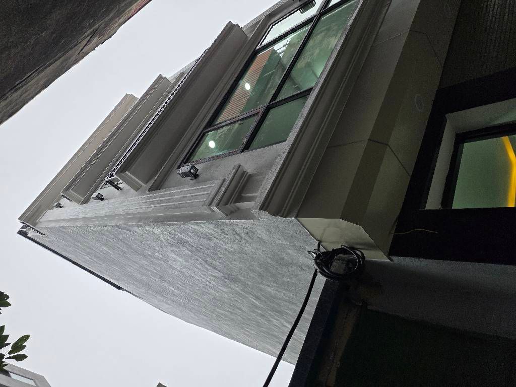 Bán nhà Ngọc Hồi - diện tích 40m2 6 tầng - thang máy - giá 9,5 tỷ