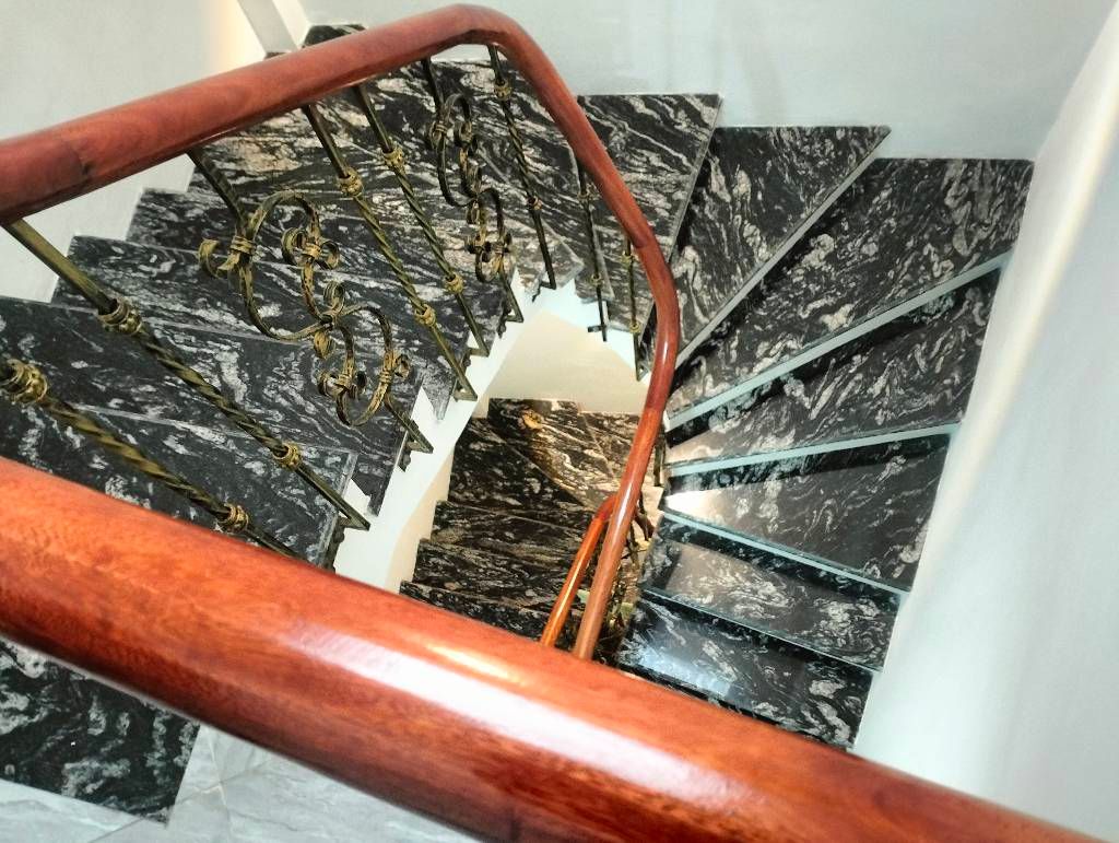 Bán nhà Tam Trinh - diện tích 45m2 5 tầng - ô tô tránh - giá 11,5 tỷ