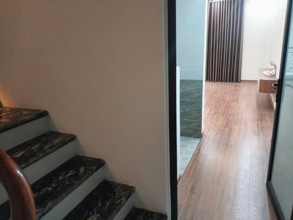 Bán nhà Tam Trinh - diện tích 45m2 5 tầng - ô tô tránh - giá 11,5 tỷ