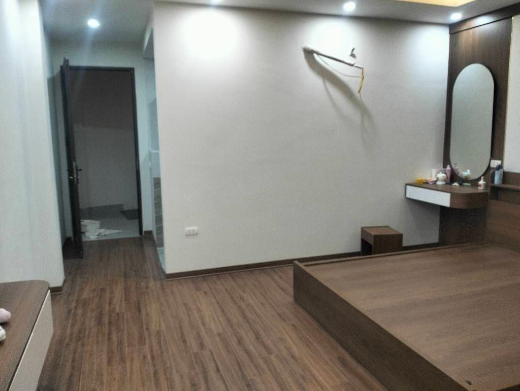 Bán nhà Tam Trinh - diện tích 45m2 5 tầng - ô tô tránh - giá 11,5 tỷ