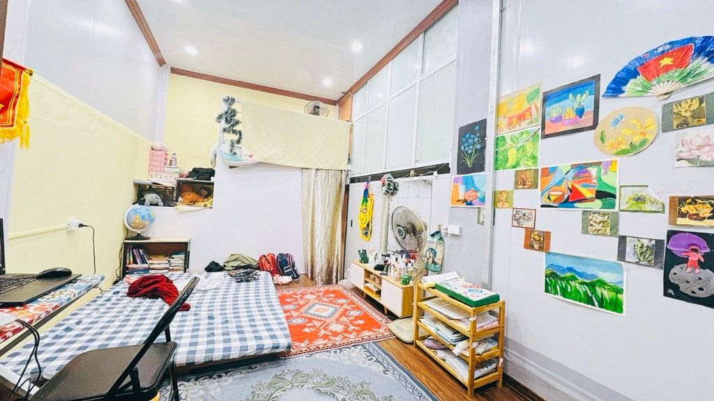 Bán nhà Nguyễn Khoái - diện tích 40m2 3 tầng - ngõ thông hai đầu - giá 8 tỷ