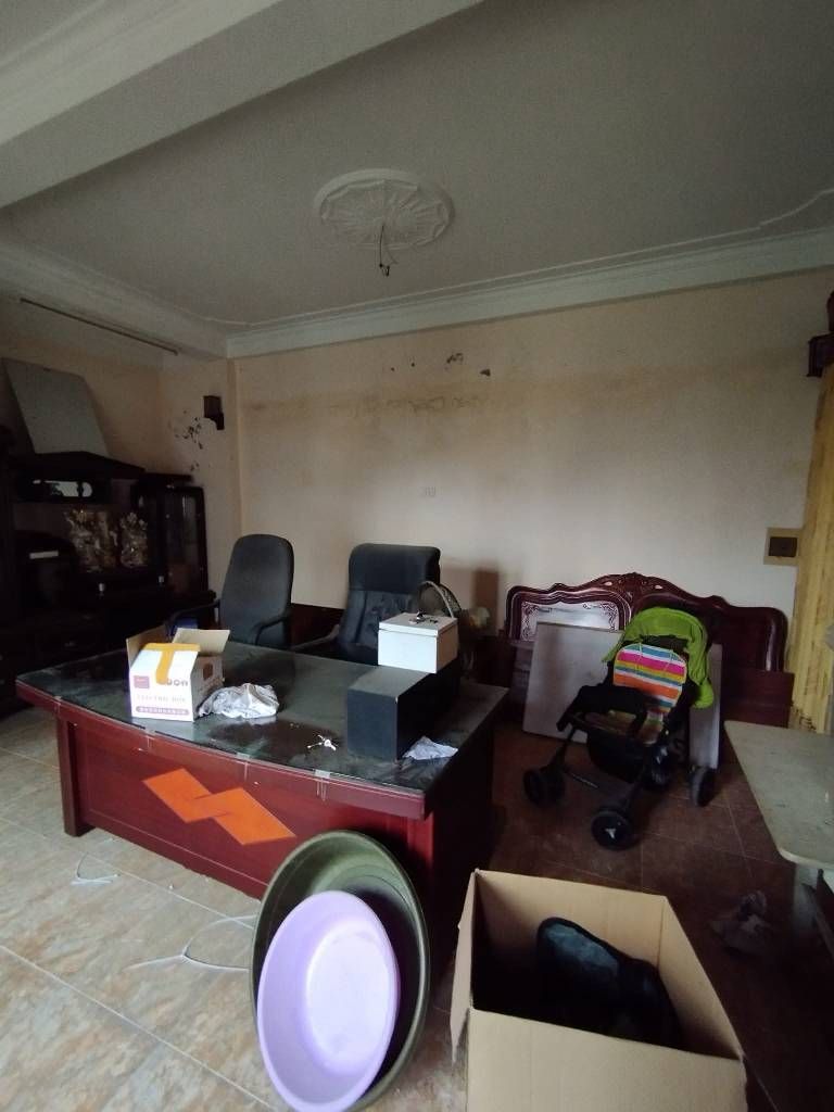 Bán nhà Giáp Nhất - diện tích 49m2 6 tầng - Nhà lô góc - giá 13,8 tỷ