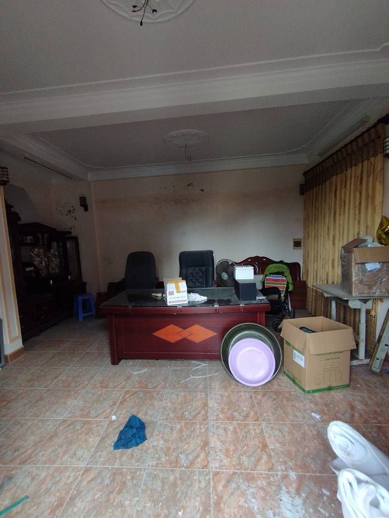 Bán nhà Giáp Nhất - diện tích 49m2 6 tầng - Nhà lô góc - giá 13,8 tỷ