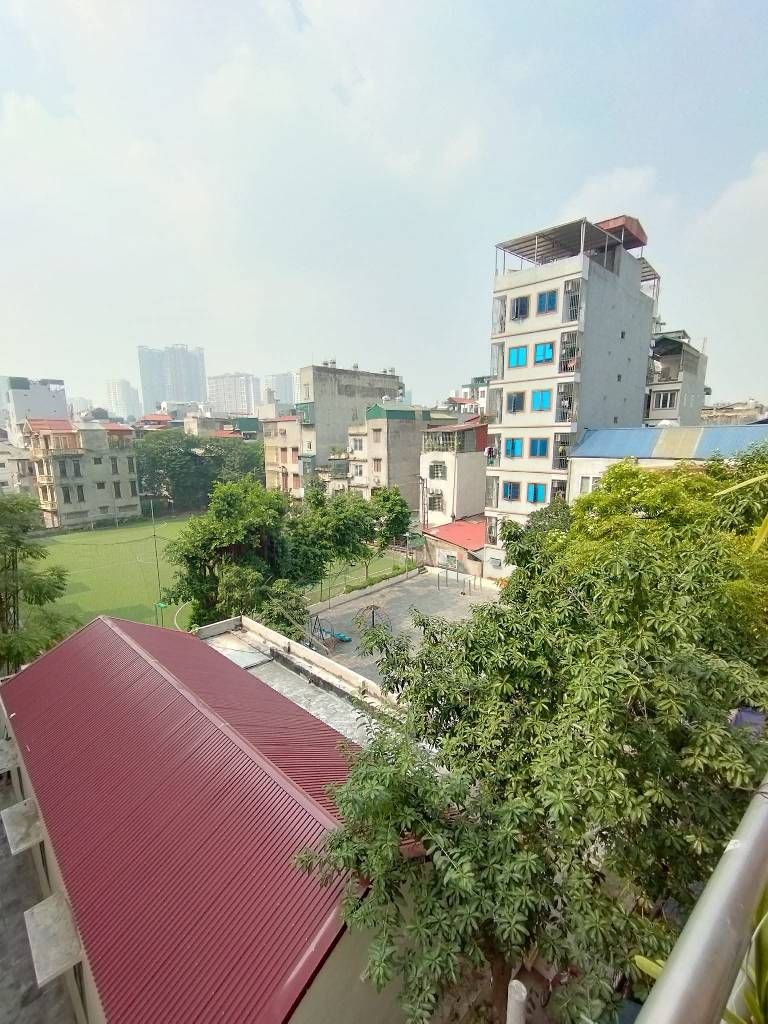 Bán nhà Giáp Nhất - diện tích 49m2 6 tầng - Nhà lô góc - giá 13,8 tỷ