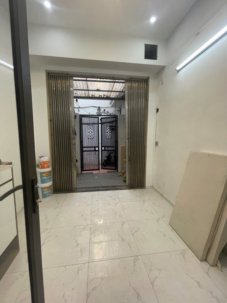 Bán nhà Lý Văn Phức - diện tích 67m2 4 tầng - Sổ đỏ chính chủ - giá 20 tỷ