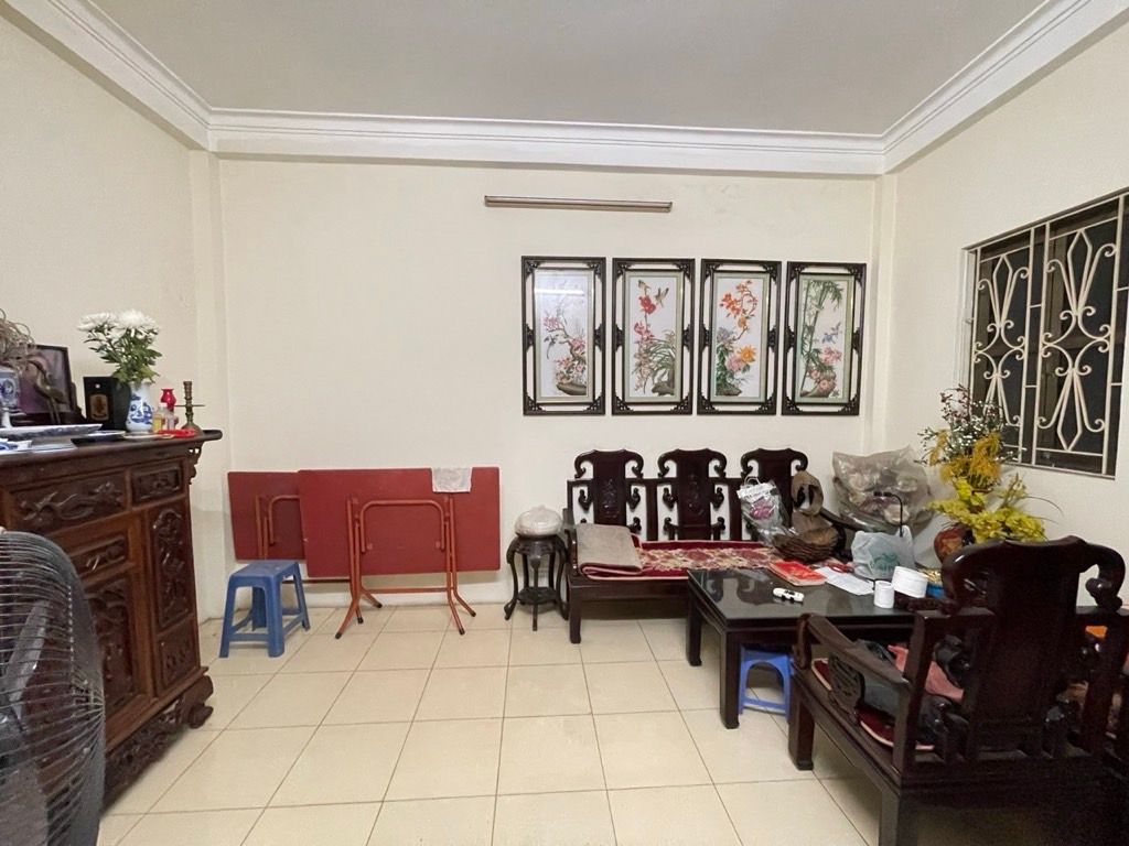 Bán nhà Đê Trần Khát Chân - diện tích 35.8m2 3 tầng - Ô TÔ - giá 13,5 tỷ