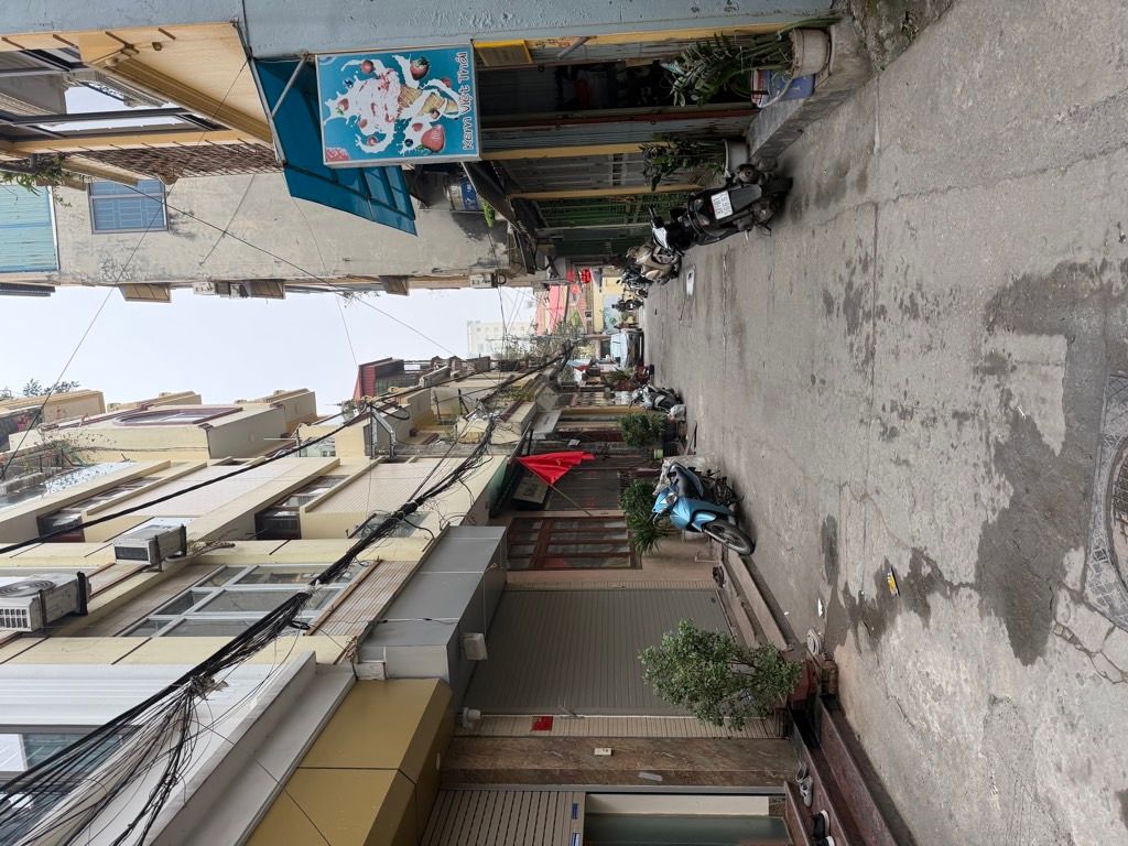 Alternative view of Bán nhà trong ngõ Ngô Gia Tự 30m2 x 1 tầng, Q. Long Biên - Giá 7,6 tỷ