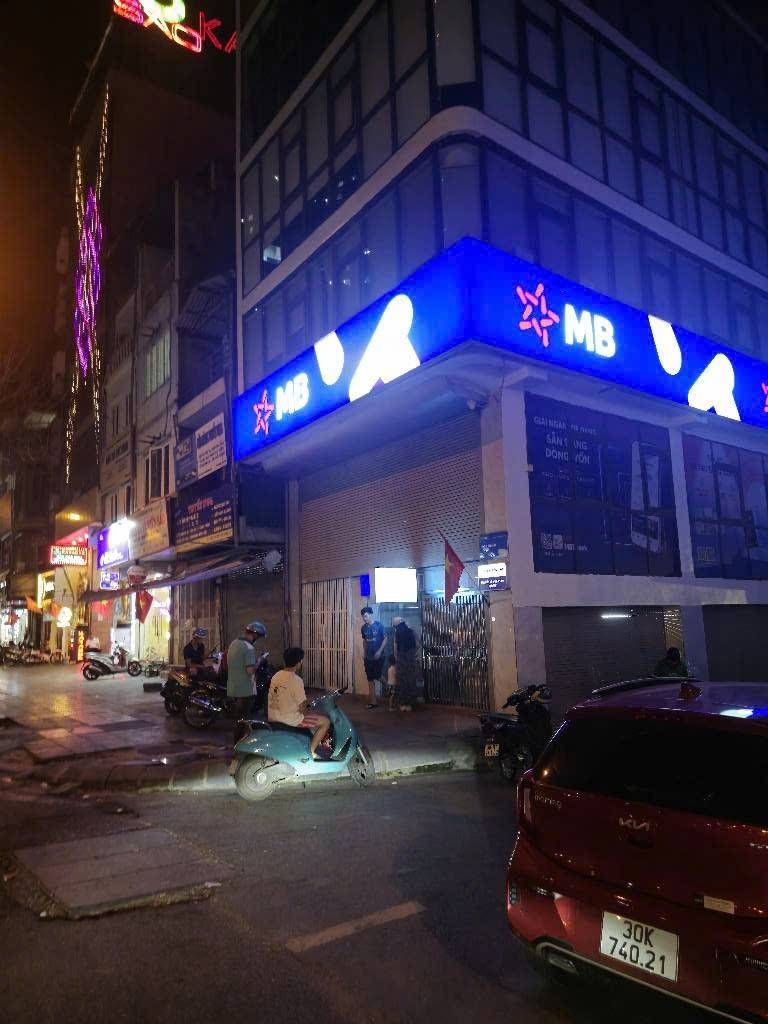 Bán nhà Tân Mai - diện tích 15,1m2 4 tầng - Ô tô tránh - giá 2,5 tỷ