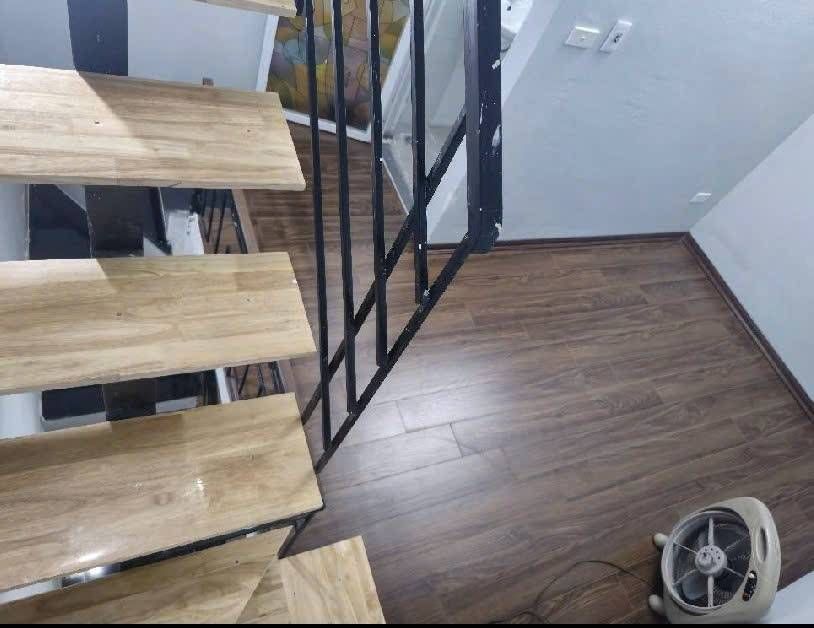 Bán nhà Tân Mai - diện tích 15,1m2 4 tầng - Ô tô tránh - giá 2,5 tỷ