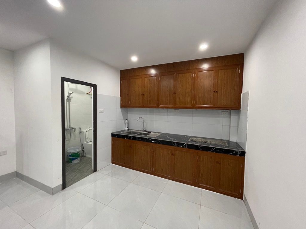 Bán nhà Bùi Xương Trạch - diện tích 32m2 3 tầng - gần ô tô - giá 2,8 tỷ