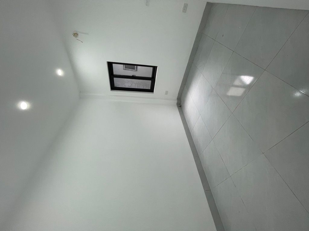 Bán nhà Bùi Xương Trạch - diện tích 32m2 3 tầng - gần ô tô - giá 2,8 tỷ