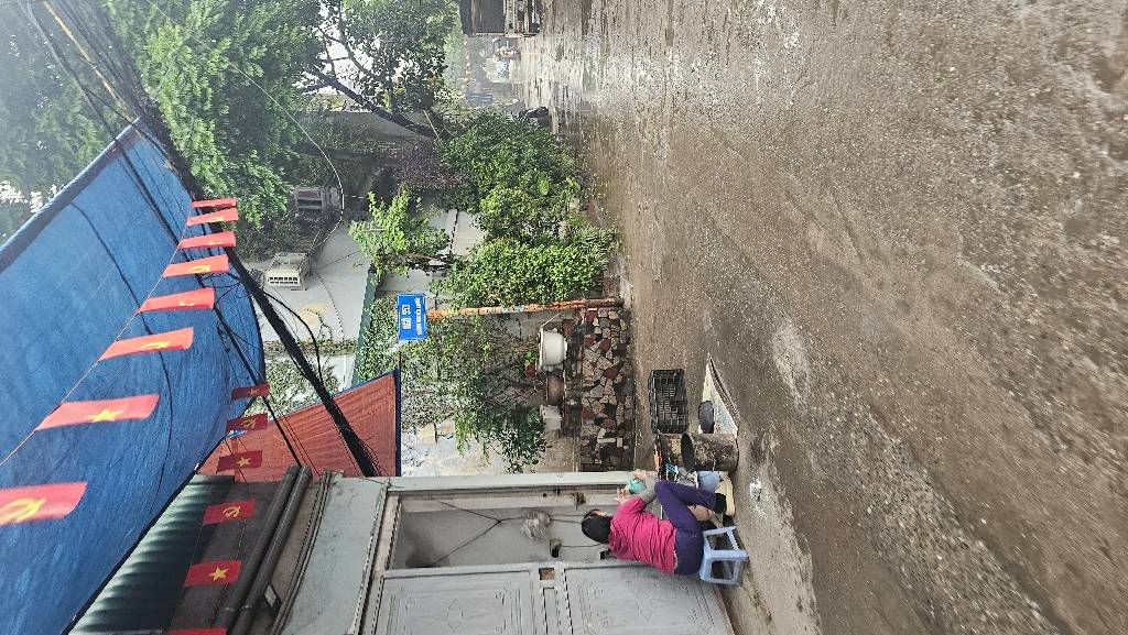 Bán nhà Nguyễn Khoái - diện tích 60m2 1 tầng - ô tô đỗ gần nhà - giá 5,6 tỷ