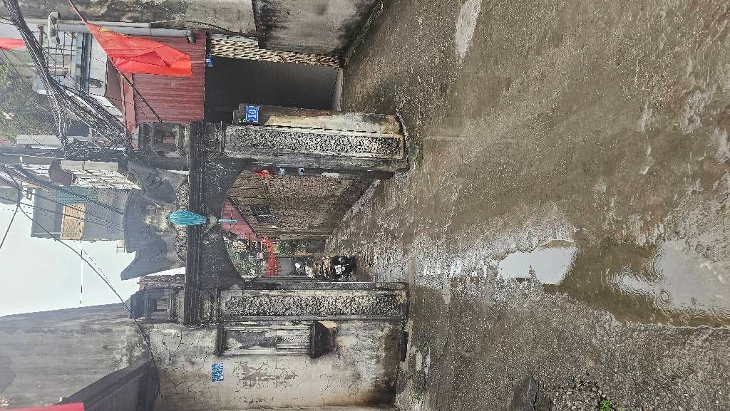 Bán nhà Nguyễn Khoái - diện tích 60m2 1 tầng - ô tô đỗ gần nhà - giá 5,6 tỷ