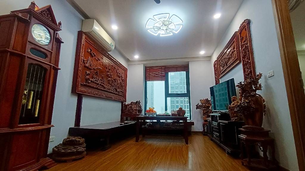 Bán nhà Nguyễn Xiển - diện tích 106m2 28 tầng - Căn hộ chung cư cao cấp - giá 9,3 tỷ