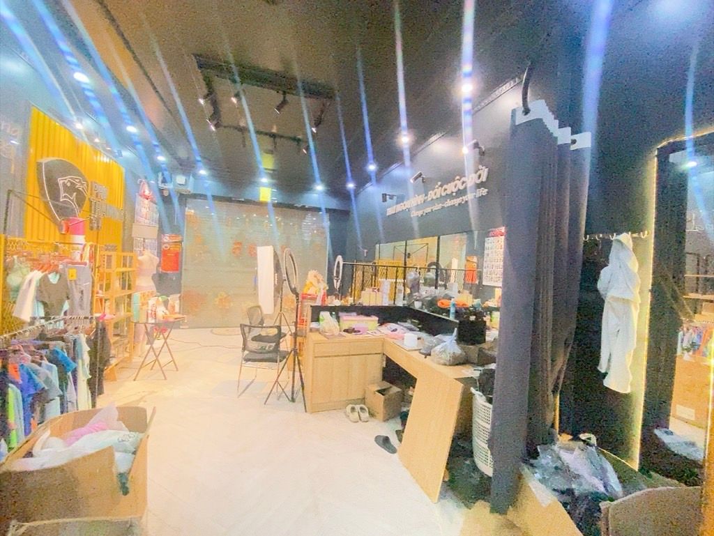 Bán nhà Khuất Duy Tiến - diện tích 38m2 5 tầng - Ô TÔ TRÁNH, THANG MÁY - giá 22,9 tỷ