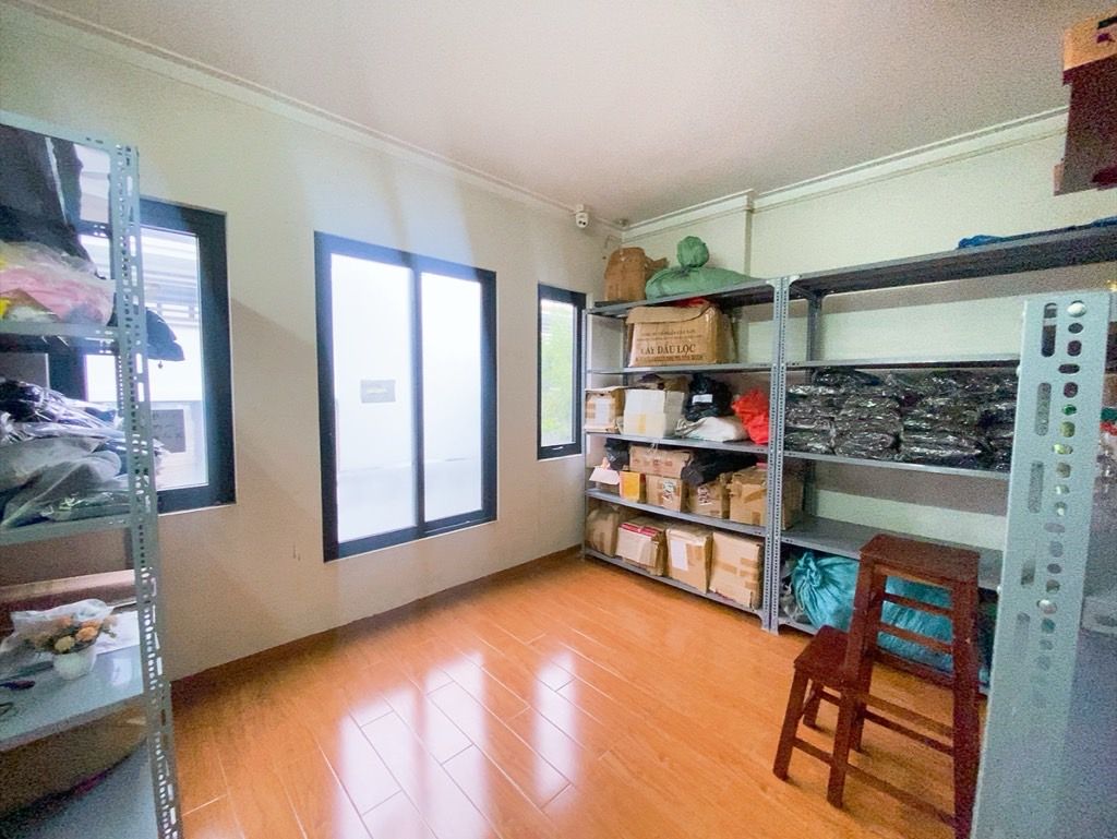 Bán nhà Khuất Duy Tiến - diện tích 38m2 5 tầng - Ô TÔ TRÁNH, THANG MÁY - giá 22,9 tỷ