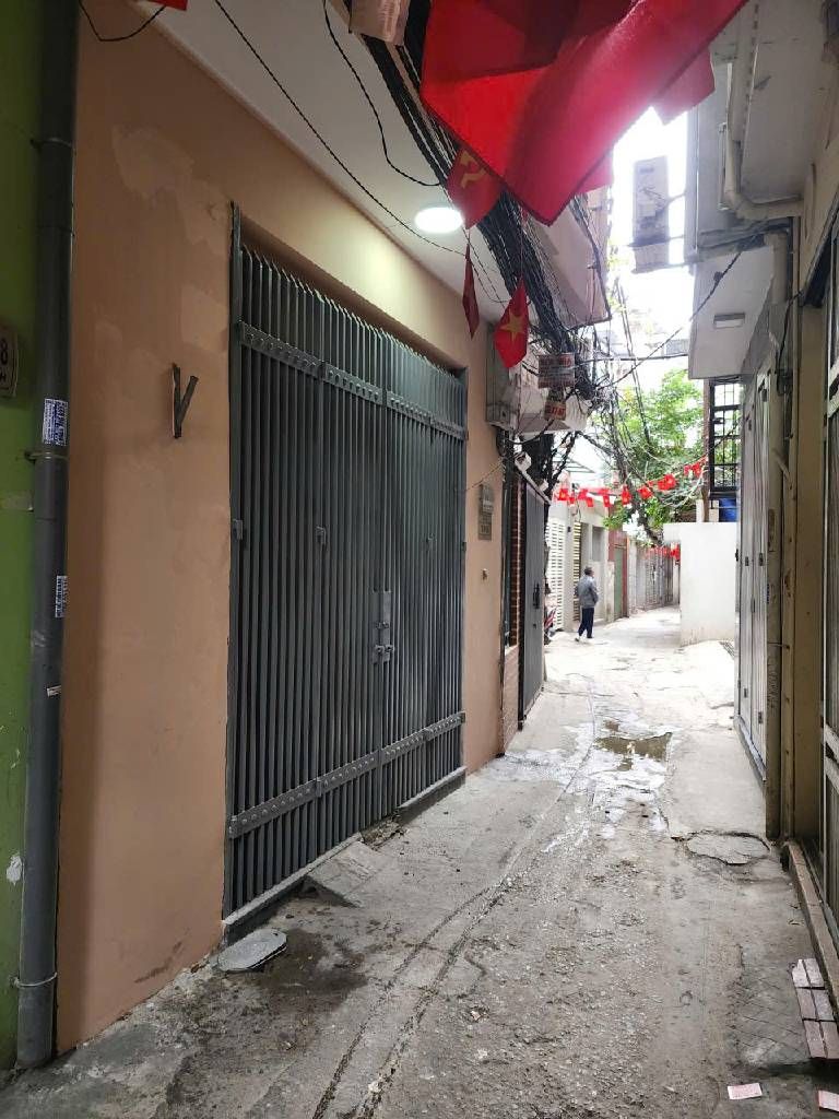 Bán nhà Đê La Thành - diện tích 49m2 5 tầng - Mặt ngõ thông thoáng - giá 9,5 tỷ