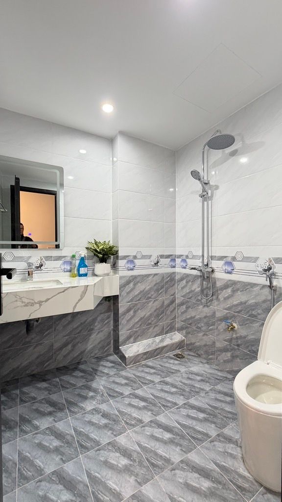 Bán nhà Giáp Nhị - diện tích 44m2 6 tầng - Căn góc 2 thoáng vĩnh viễn - giá 13,5 tỷ